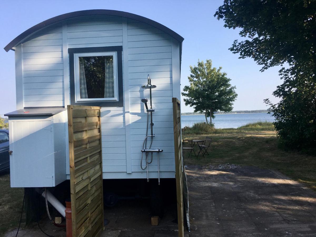 Tiny Beach House Barkelsby Exterior photo