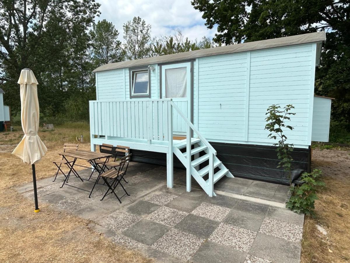 Tiny Beach House Barkelsby Exterior photo